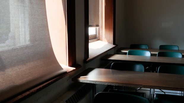 Extreme heat has schools in Ontario, Quebec straining to keep kids cool as year winds down