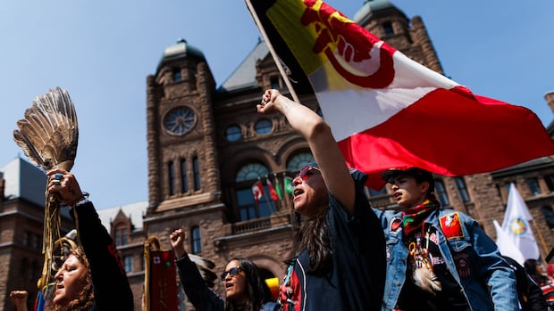 Indigenous business leaders support push to build major projects â but want 'terms that work for us'