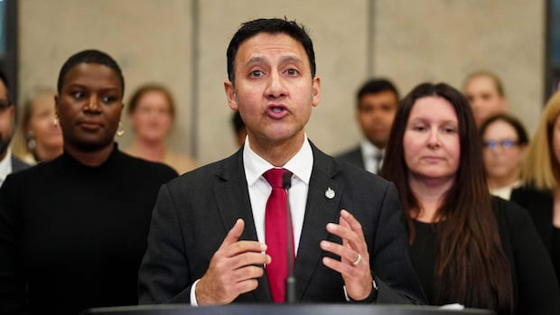 Liberals taking 'fresh' look at online harms bill, says Justice Minister Sean Fraser