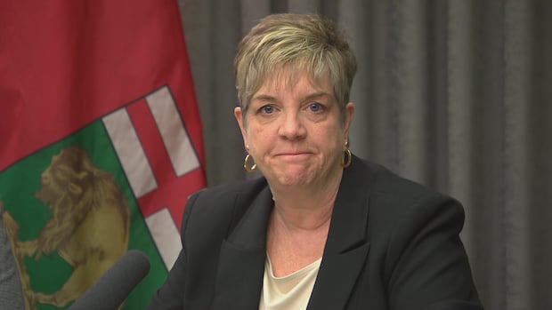 Manitoba's wildfire evacuee count hits 21,000, but those are only the registered ones