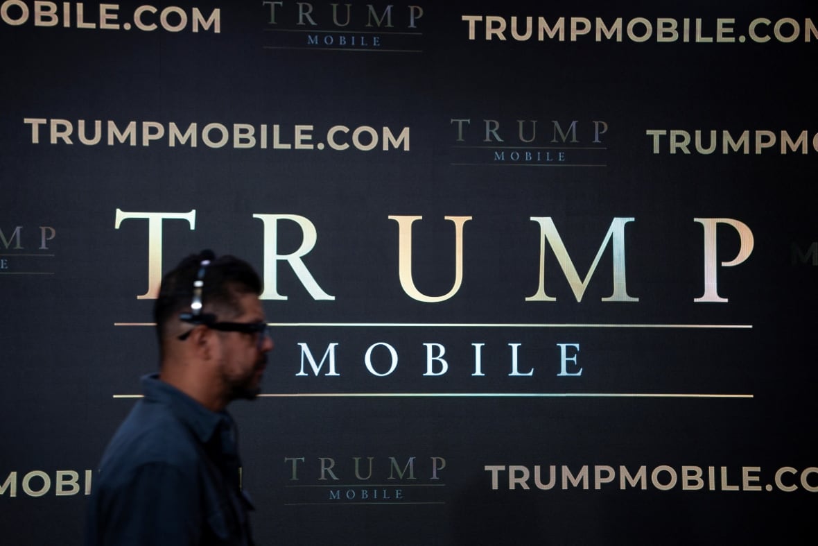 Trump Organization launches mobile service, touting a $499 phone