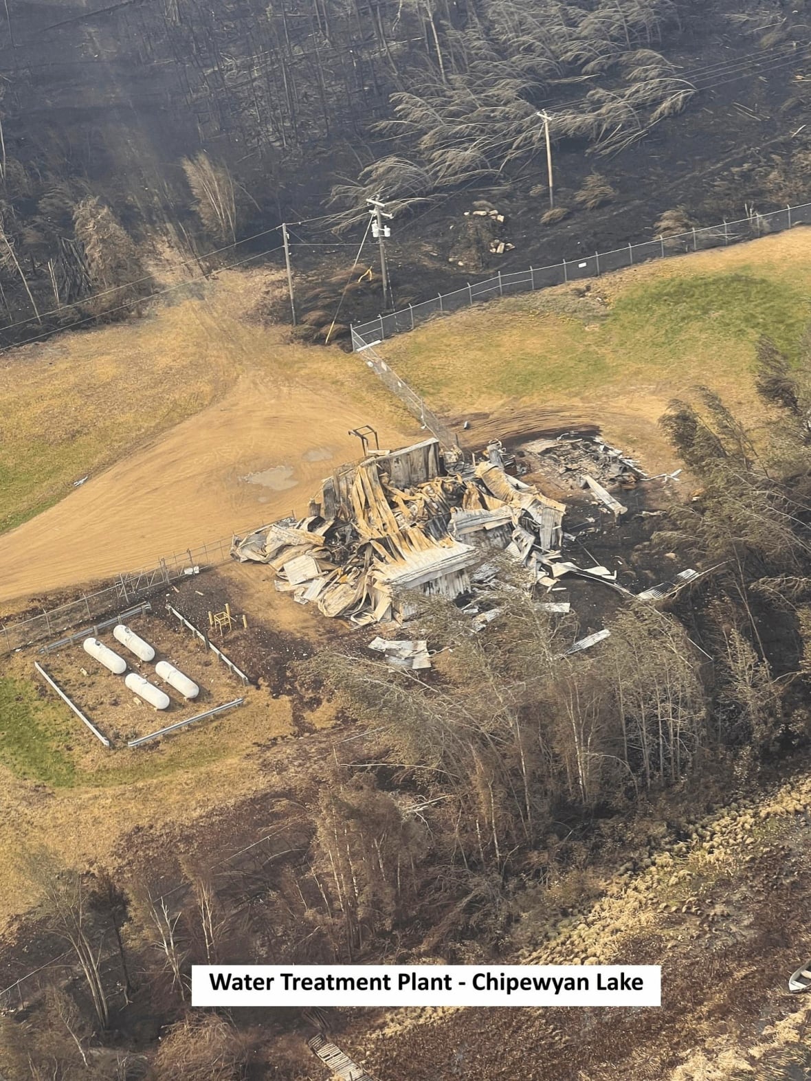 Uncontrolled wildfires keep Alberta on edge as thousands remain displaced