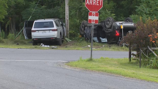 Alleged impaired driver crashes with SUV carrying migrants in Quebec, say police