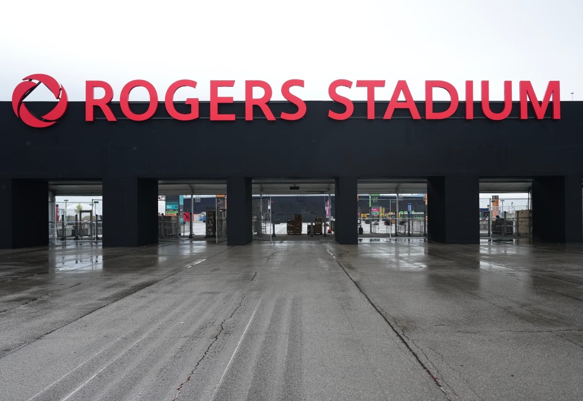 Coldplay fans concerned about new Rogers Stadium ahead of band's Toronto shows