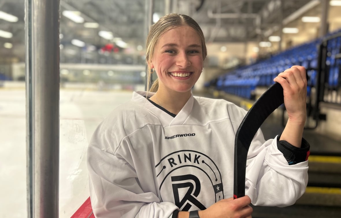 N.B. hockey dad launches 'friendly' club for women, girls