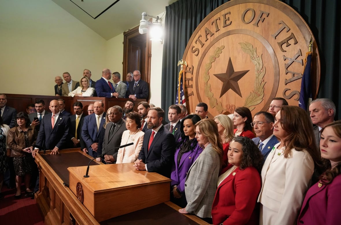 Texas Democrats refuse to go back to the state as they face threats of arrest and expulsion