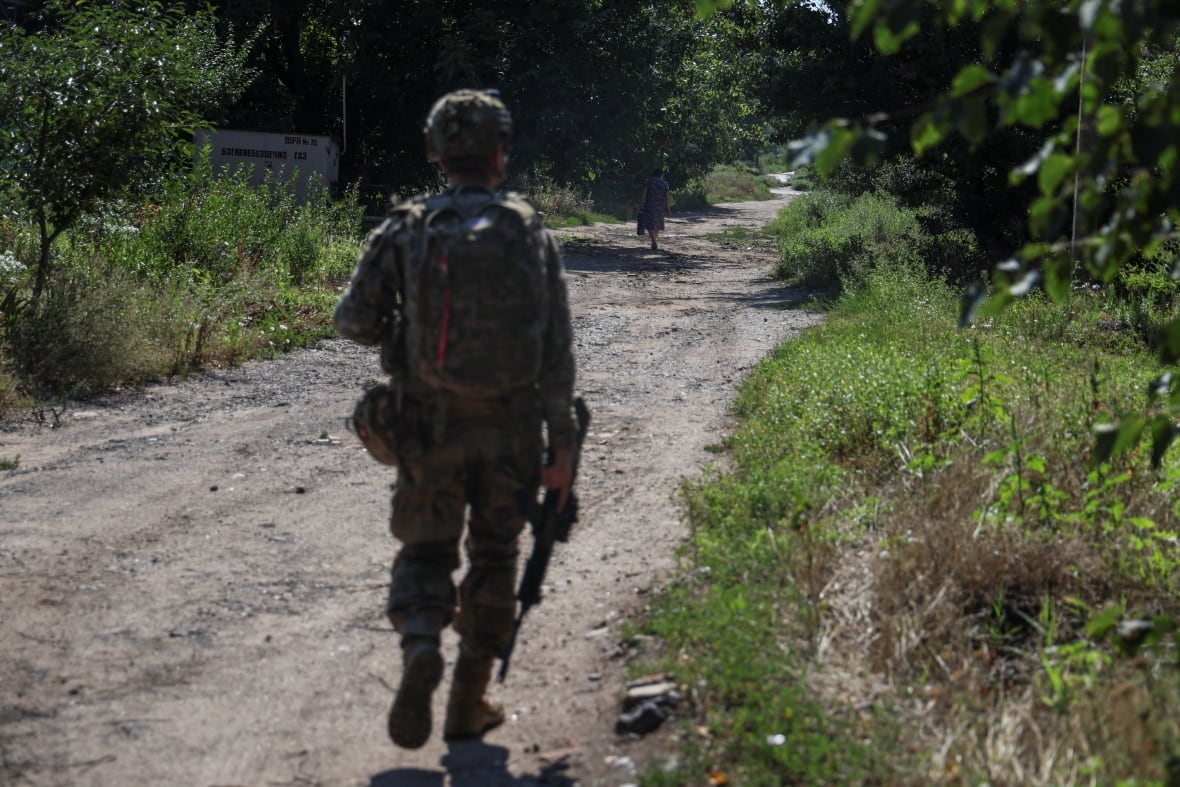 Trump could soon meet with Putin in bid to push for end to Ukraine war, official says