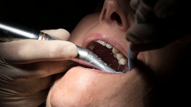 Winnipeg dental clinic sues man who described 'terrible experience' in series of online reviews