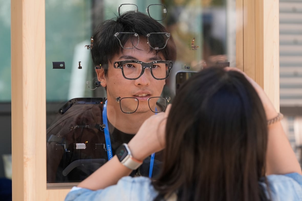 Would you wear AI smart glasses? Big tech is betting on it