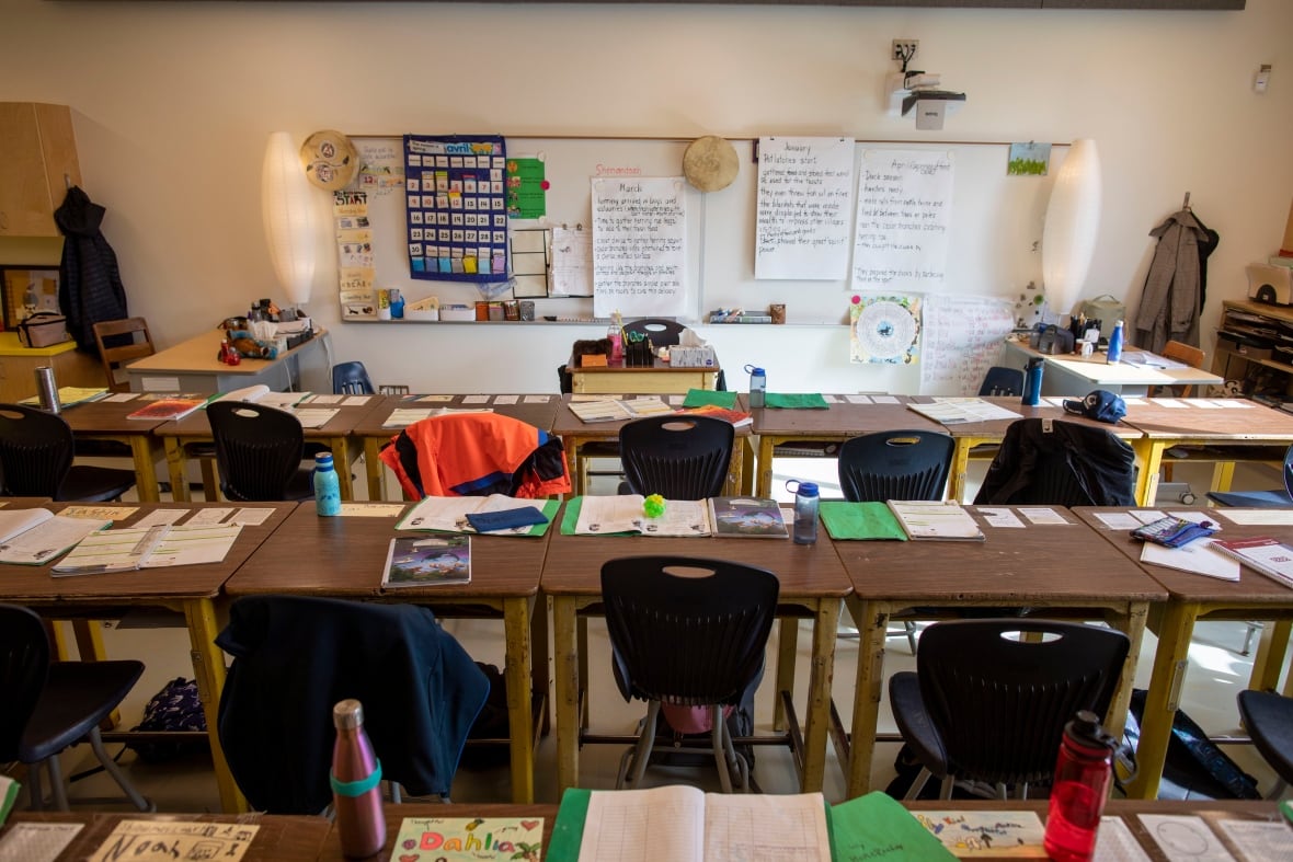 Alberta teacher strike likely as union members vote down tentative agreement