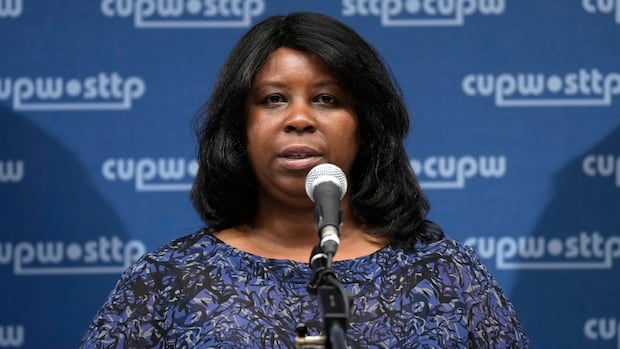 Canada Post union to stop flyer delivery, switching away from overtime ban
