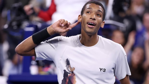 Canada's Felix Auger-Aliassime upsets world No. 3 Zverev to reach U.S. Open 4th round