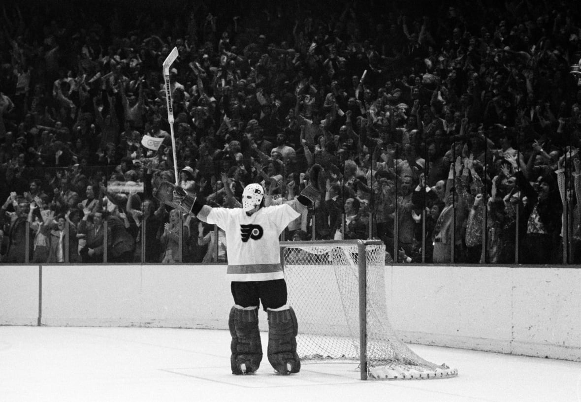 Hall of Fame goalie Bernie Parent, who backstopped Flyers to back-to-back Stanley Cups, dead at 80