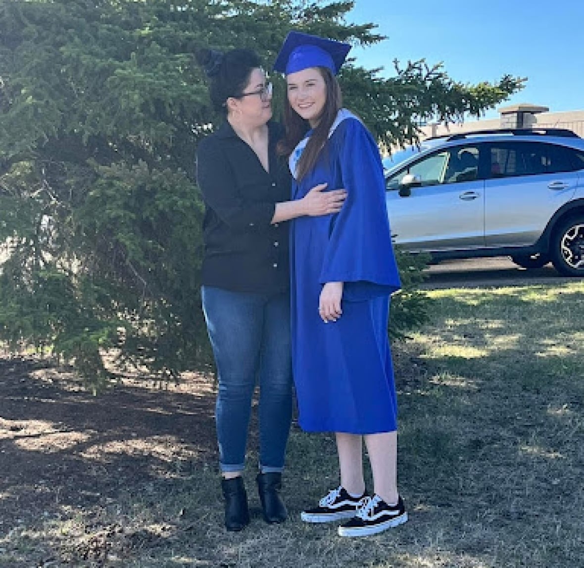 I worried about being a mom with a disability. Now, I've embraced it â all with one hand