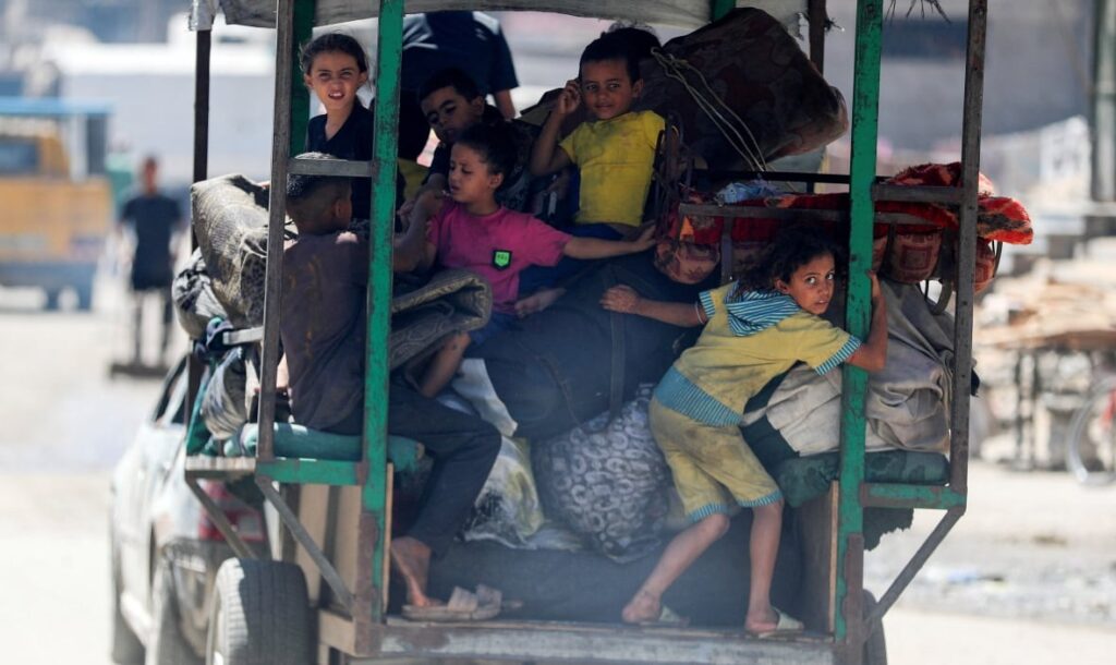 Israeli tanks advance in Gaza City as scholars' association says Israel is committing genocide