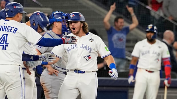 Historic Game 1 goes exactly according to plan as Blue Jays dominate Dodgers 11-4