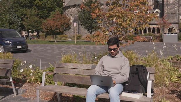 More young Canadians are tapping AI for learning, even when concerned about it