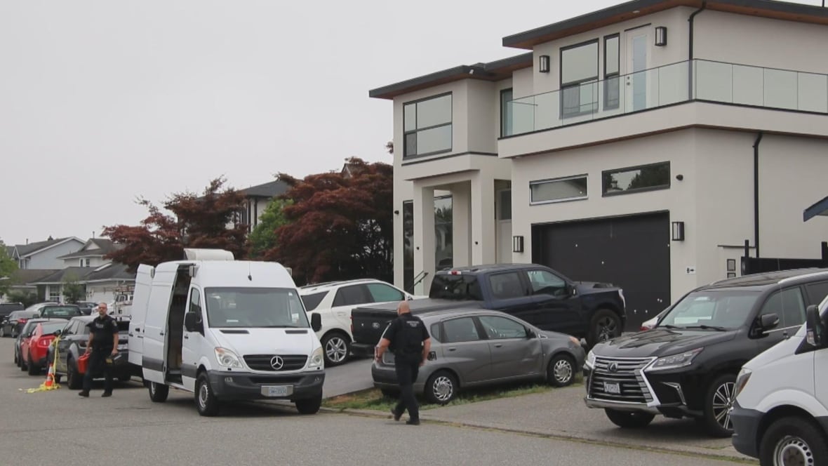 Rising extortion threats and violence leaving some Abbotsford, B.C., residents shaken