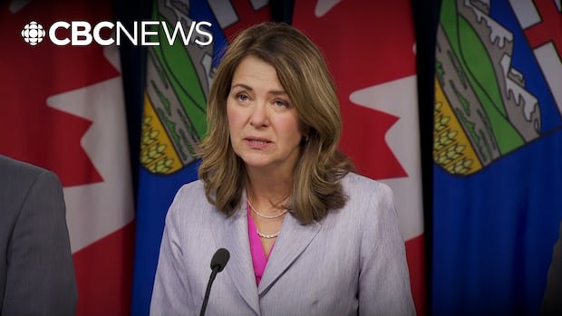 Striking Alberta teachers to be forced back to work through notwithstanding clause