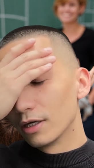Why are kids yelling â6-7â in class?