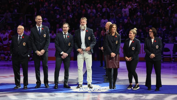 Joe Thornton's tear-filled speech shines as Hockey Hall of Fame's 2025 members inducted