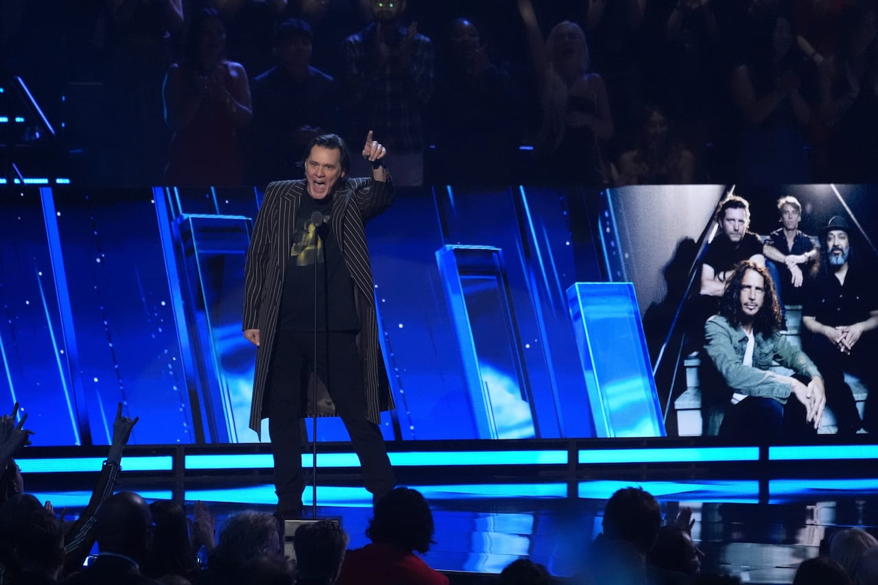 Who's who of rock 'n' roll â from young stars to legends â celebrate Hall of Fame inductees