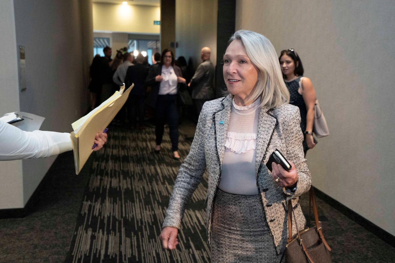Hundreds of Quebec seniors' homes lack required safeguards to prevent wandering