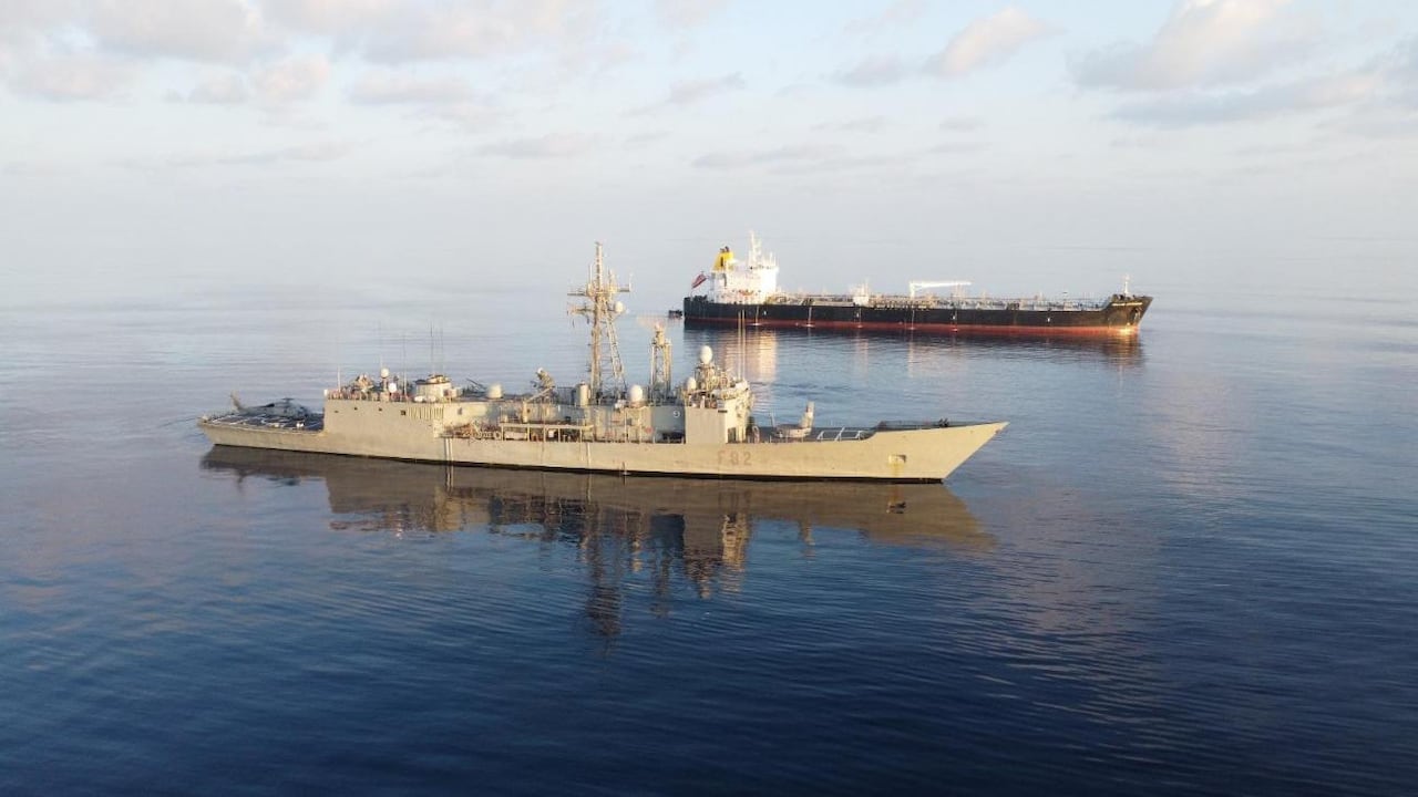 Somalis say foreign ships are stealing their fish, and it's fuelling a piracy resurgence