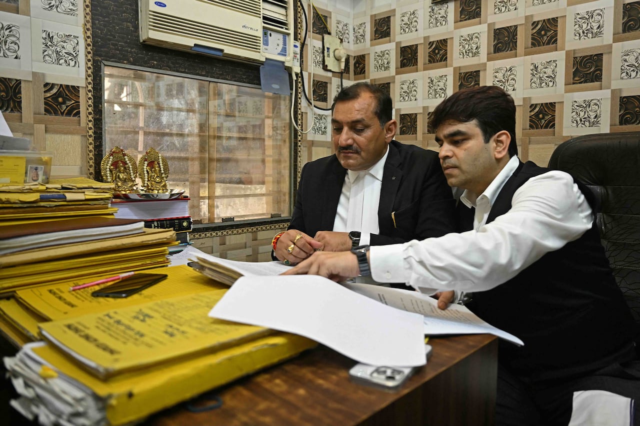 This Vancouver man has been fighting for justice in his motherâs killing in India for 20 years. Hereâs why