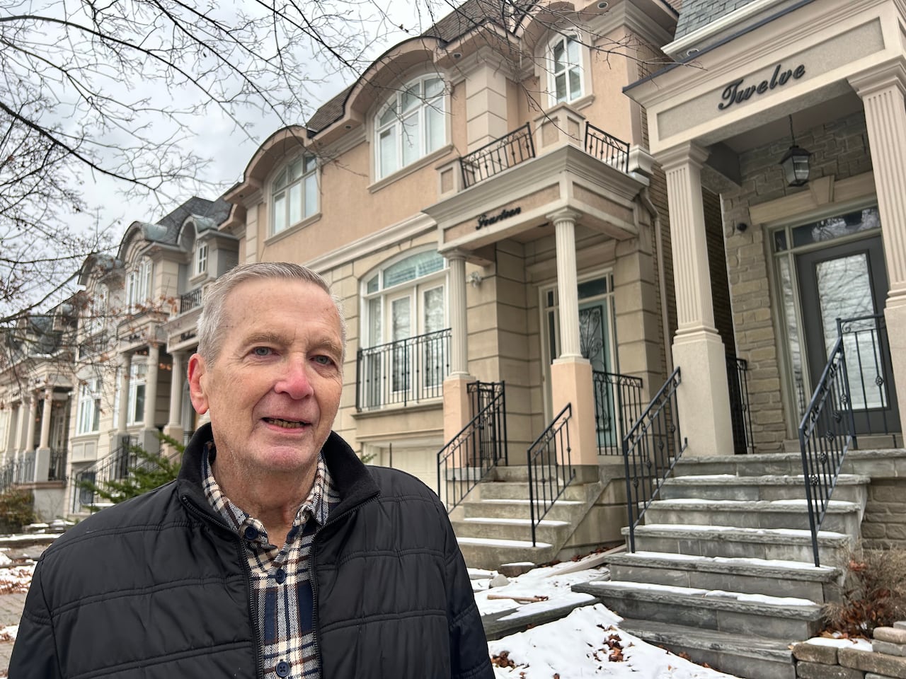 Vacant upscale north Toronto homes should house low-income families, advocates say