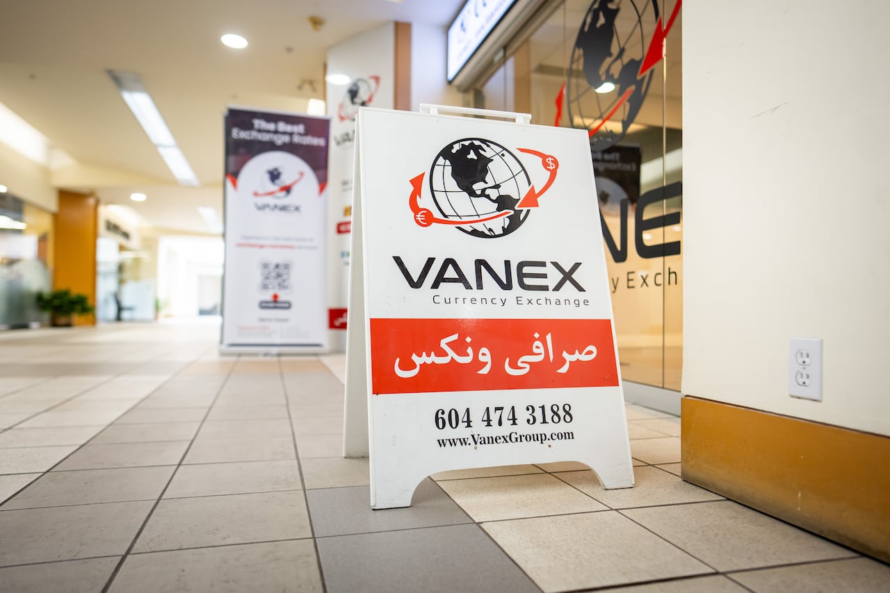 Iranian Canadians suing B.C. currency exchange they allege owes them thousands