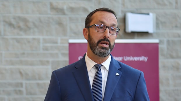 Fears Ontario's student aid program will bring huge debt, put higher education out of reach