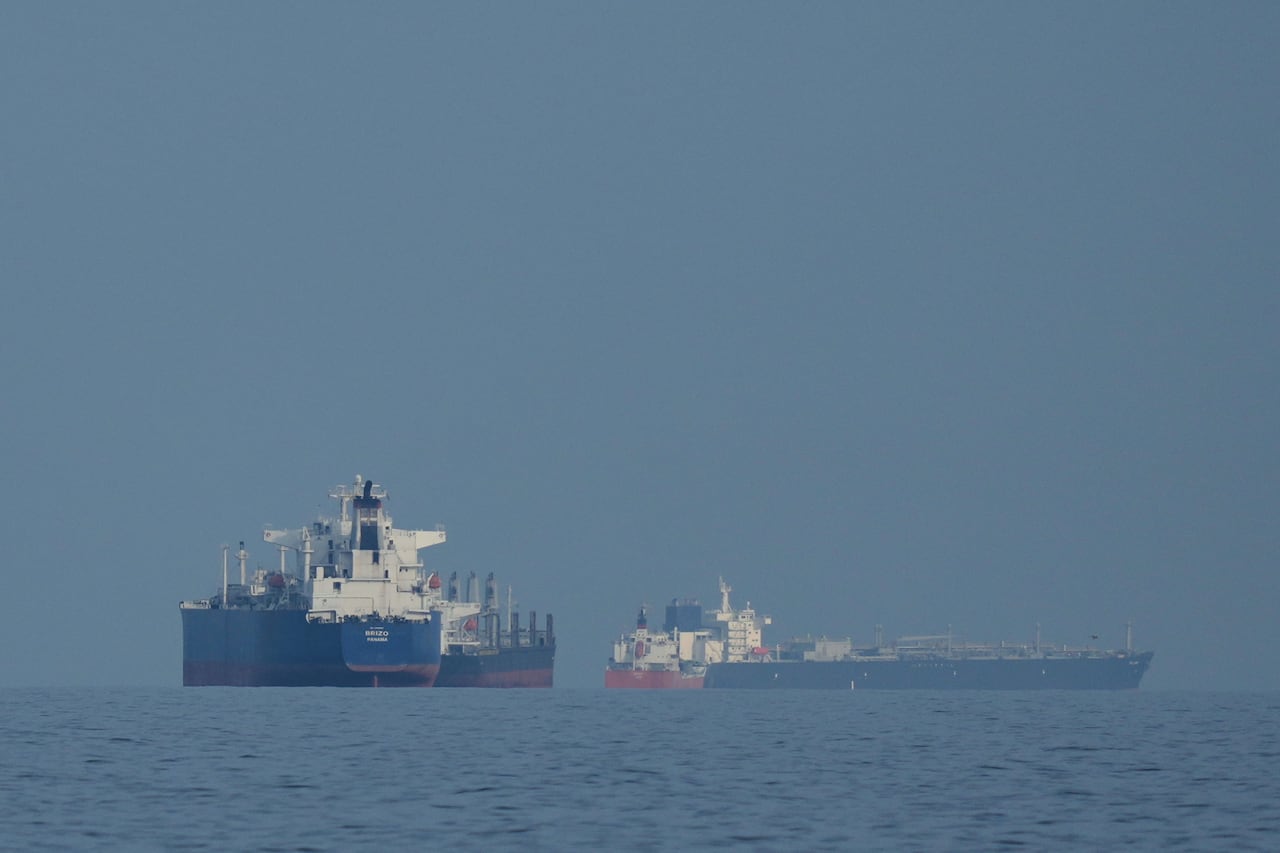 Can Trump's 'gunboat diplomacy' stop Iran from blocking the flow of oil? Not likely, say experts
