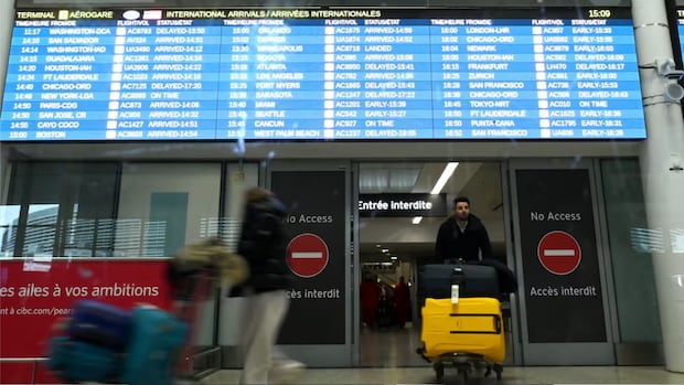 CTA to lower air passenger complaints fee after pressure from airlines, transport minister, documents show