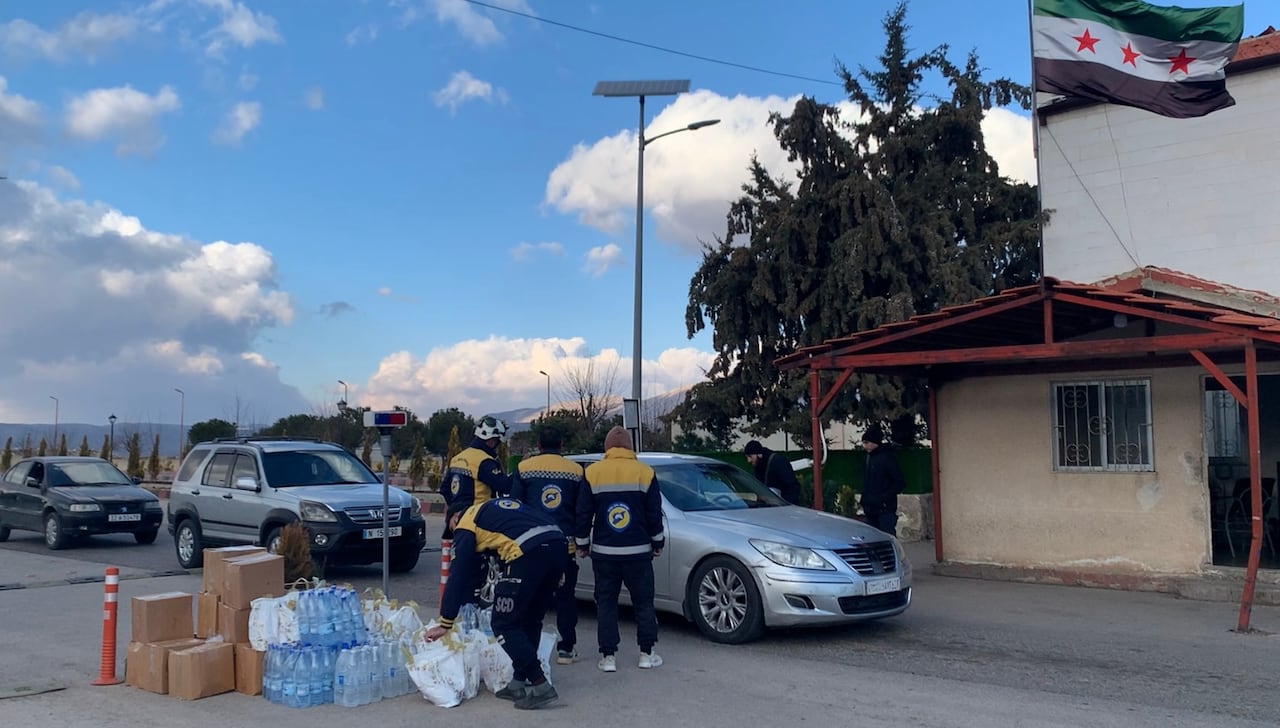 Syrians fleeing Israeli strikes in Lebanon return home to a country still rebuilding