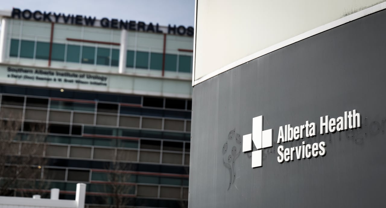 Former CEO of Alberta Health Services wants podcasters held in contempt for 'harassment' campaign