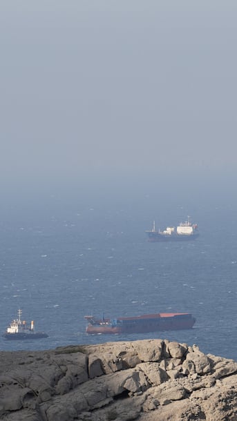 Iran vows retaliation after accusing U.S. of 'armed piracy' amid dueling blockades