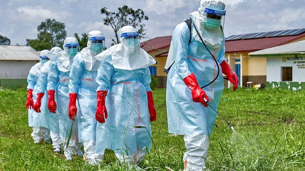 Canada clamping down on travel, immigration from central Africa amid Ebola outbreak