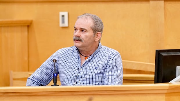 Dean Penney tells 1st-degree murder trial he felt forced by sting to 'make up a story'