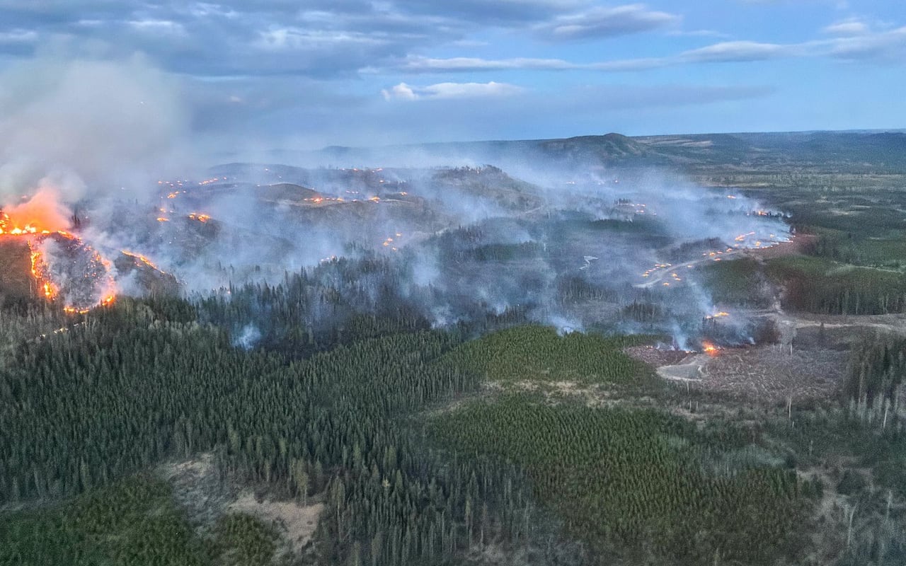 Wildfire in Alberta's west country rages on, campers evacuated from backcountry