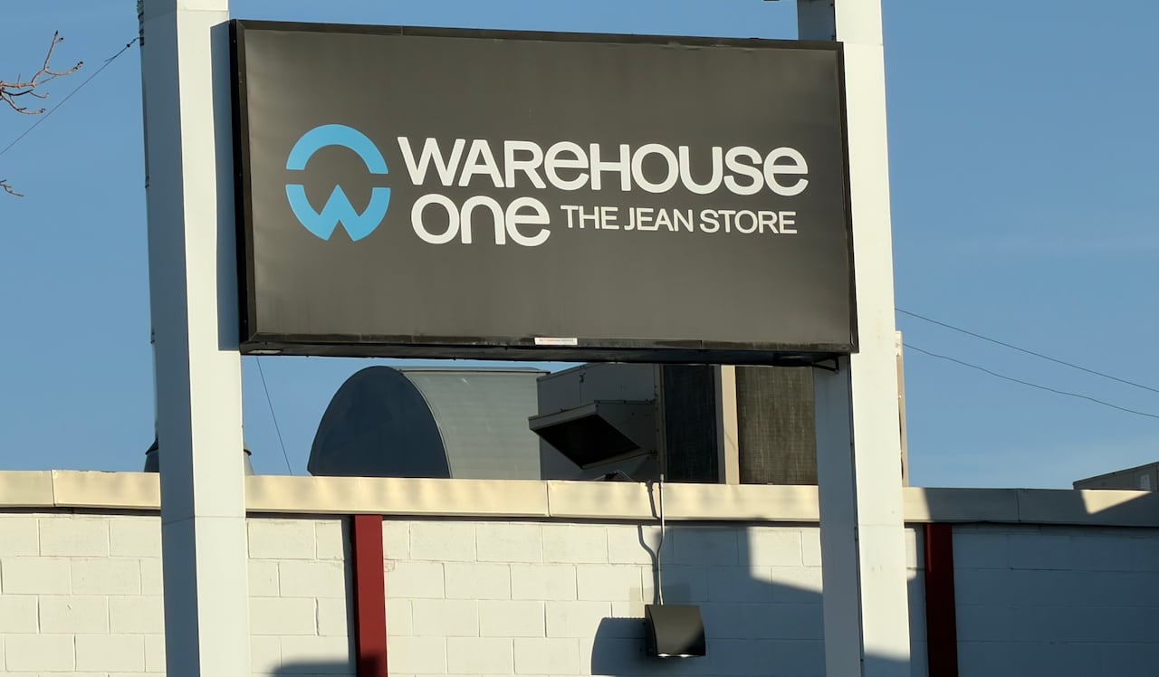 Winnipeg-based retailer to liquidate all Warehouse One, Bootlegger stores